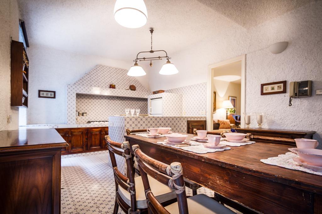 Lake Charming Apartment Черноббио Номер фото